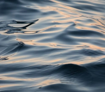 Широкая часть реки Речма постепенно наполняется водой 